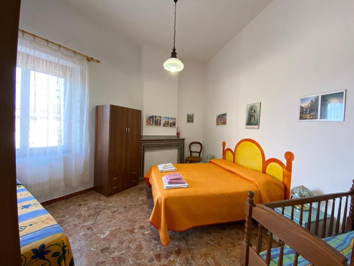 Bed And Breakfast Da Antonio - オルゴーゾロ エクステリア 写真