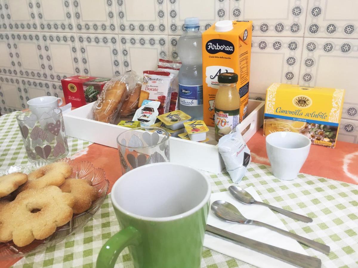 Bed And Breakfast Da Antonio - オルゴーゾロ エクステリア 写真